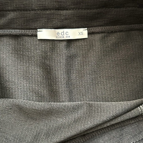 Midi black skirt - Picture 4 of 6